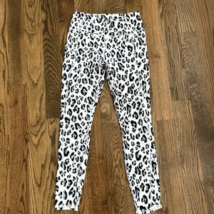 New with tags Fabletics print leggings.